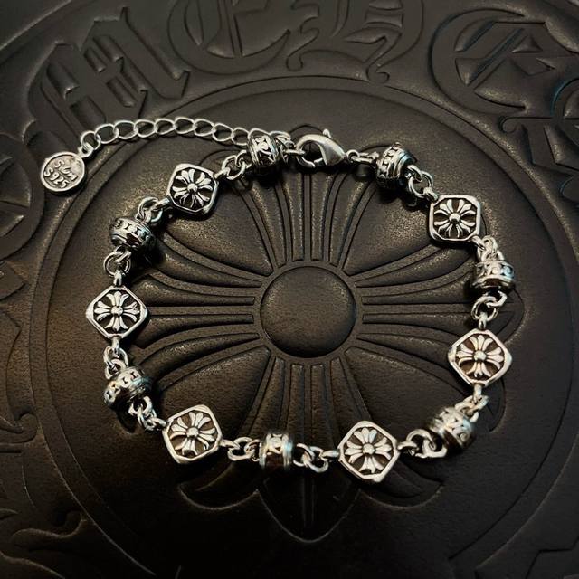 Authentic Chrome Hearts Retro Cross Flower Bracelet, Featuring Unique Patterns A
