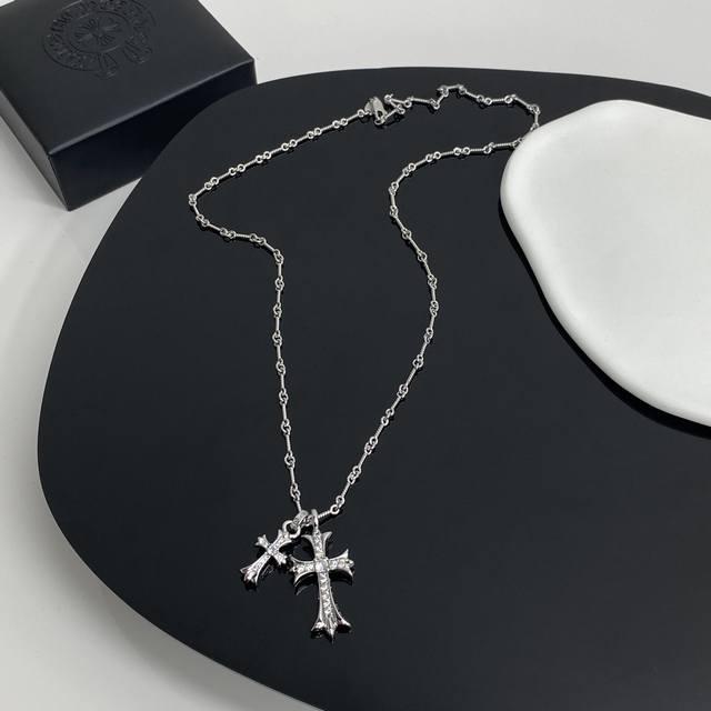 Hrome Hearts Cross Necklace This Necklace Is Absolutely Stunning, Featuring Meta