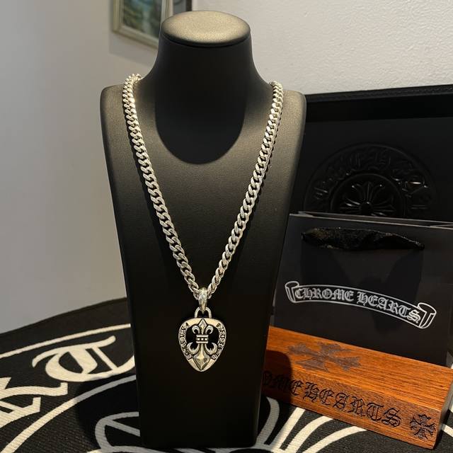 New Arrival, Counter Quality Chrome Hearts Cuban Necklace With Heart-Shaped Scou