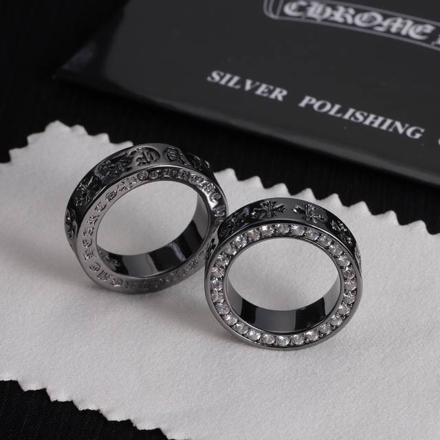 Crown Heart Ring Sizes: 6, 7, 8, 9, 10, 11#
