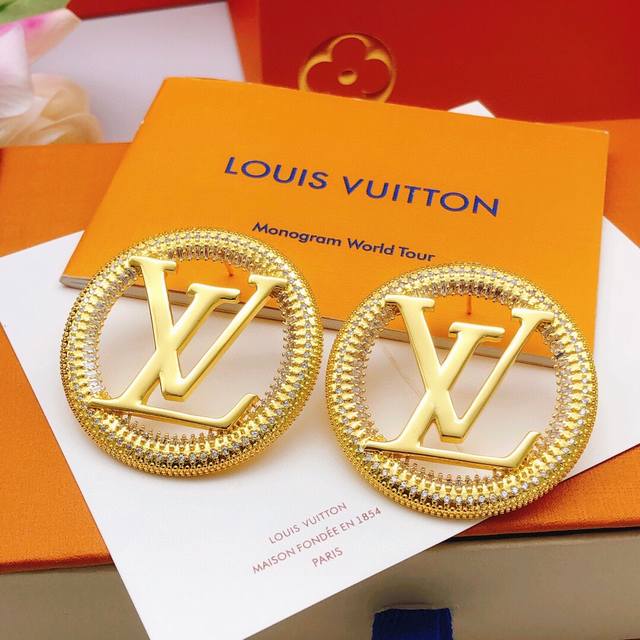 Lv*Latest Round Earrings Made Of Brass.