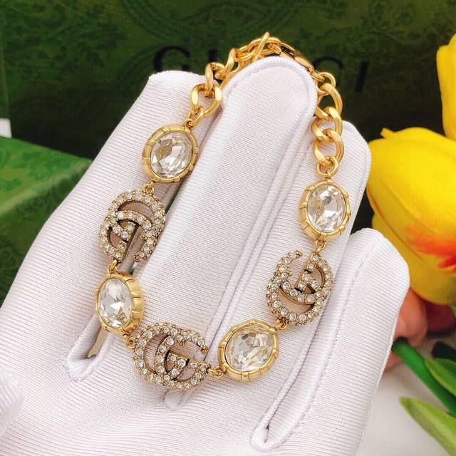 Gucci Double Diamond-Encrusted G Bracelet.