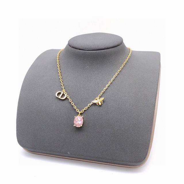 Dior Dior New Pink Diamond Letter Pearl Resin-Encrusted Diamond Fashion Necklace