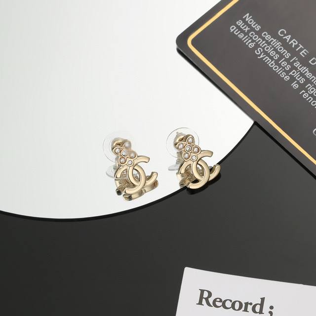 Chanel New Arrival Chanel Earrings Authentic Original Single-Piece Goods, High-E