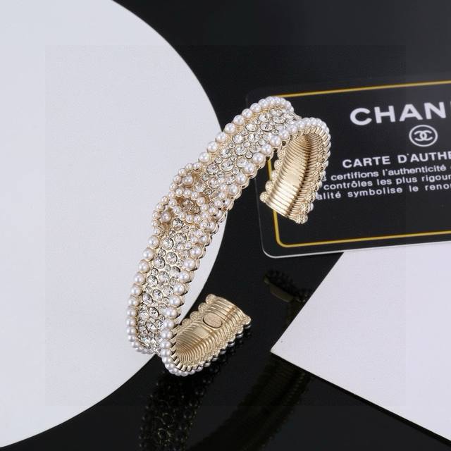Ch Nel New-Style Bracelet, Premium Quality, Meticulously Crafted. The Design Fea