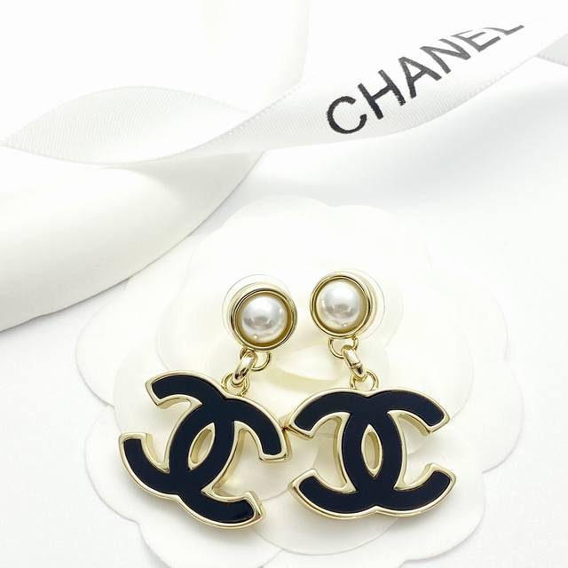 Code E2796 0253820 Chanel Ear Studs Are Hot Sellers And Newly Arrived. Chan 24 B