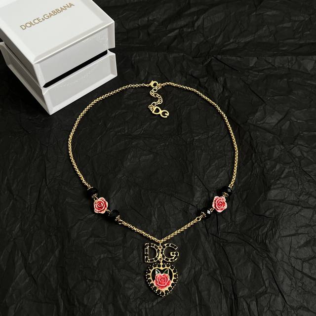 Dolce&Gabbana Dg Letter Runway Necklace! Decorative Brass Material, Intricate Cr