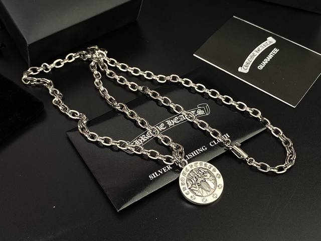Kroxin Coin Portrait Pendant Handmade Letter Chain, 70Cm Long P