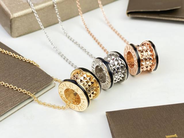 Bvlgari B.Zero 1 Rock Series Stud Ceramic Necklace Couple's Edition Unisex Desig