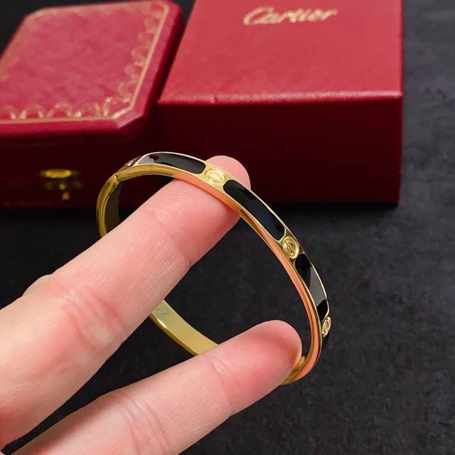 Cartier Official Website Latest Release: Hot Gold And Black Bracelet With Import