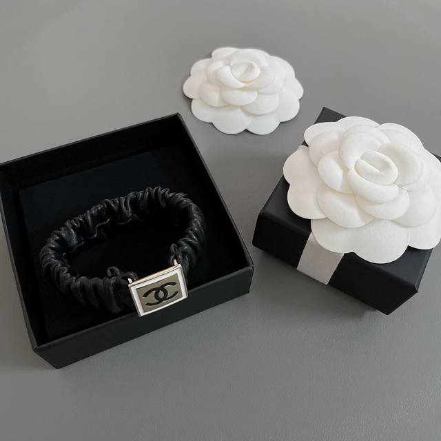 Our Product: Square Hair Tie Z 3200, Incredibly Beautiful, Simple, Elegant, And