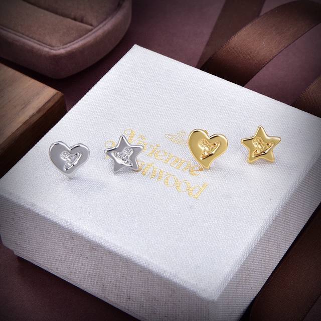P Uk Import Vivienne Westwood Saturn Ear Studs Elegant And Sophisticated Design,
