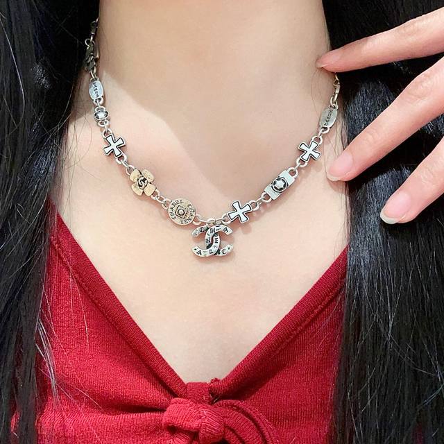 Chanel Vintage Necklace. The Designs From The Little Chanel Collection Truly Nee