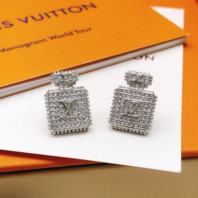 Model No. Led0138 Lv*Latest Silver Perfume Bottle Stud Earrings, Consistent Zp B