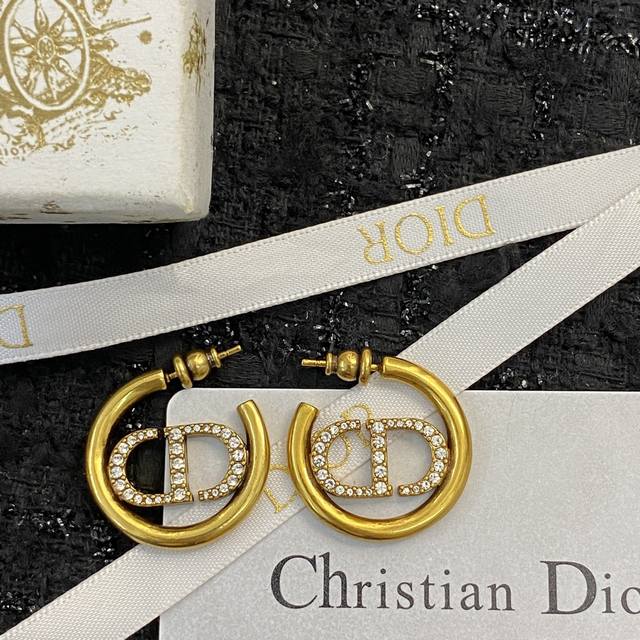 Code E1931 Dior Ear Studs - Hot-Selling New Arrivals Retro Metal