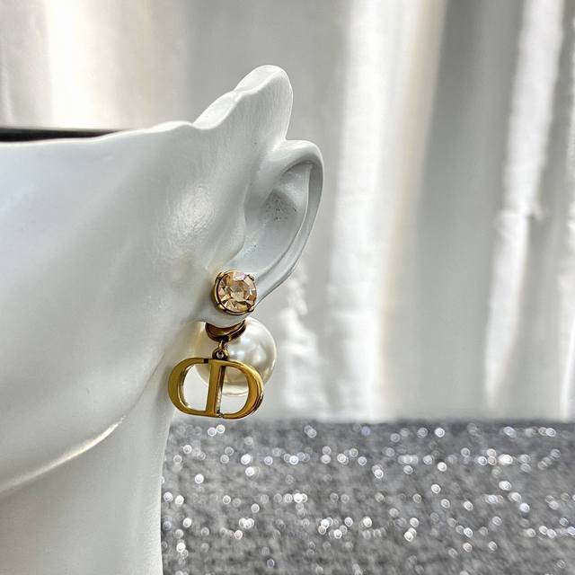 Code E1923 Dior Ear Studs, Hot-Selling New Arrivals Absolutely Stunning Dior Cd