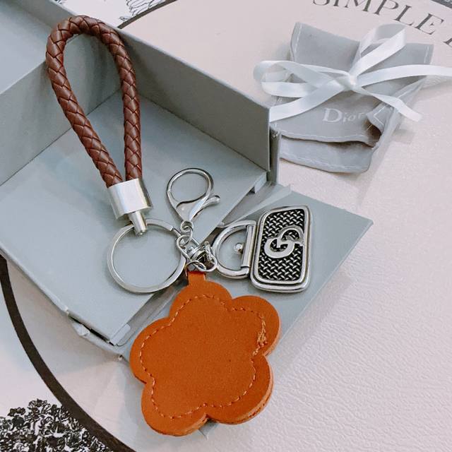 New Release Dior Keyring Bag Clasp Latest Bag Accessory Upgrade To A Higher Tier