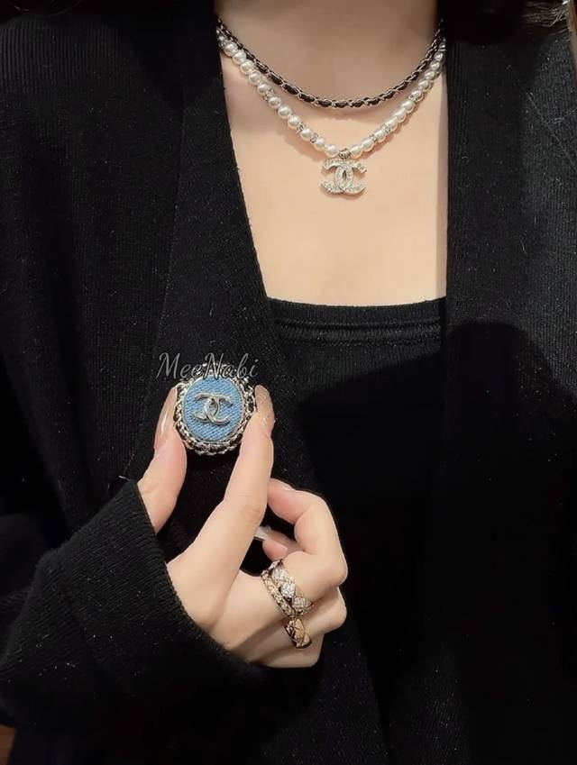 Today's New Arrival, Code A767 0267820 Chanel Brooch Bestseller Now Available, C
