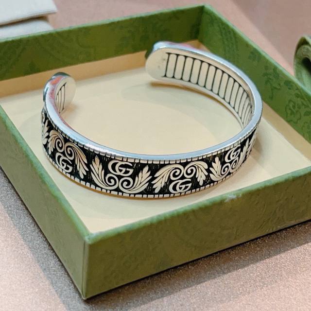 Gucci Bracelet And Bangle With Unique Charm, Latest Design, Higher Quality, Cele