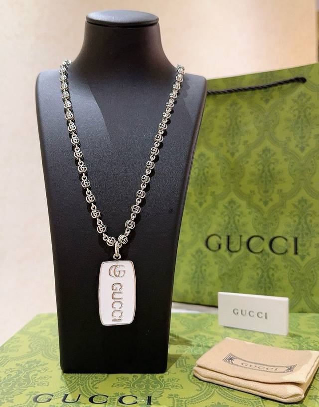 New Release: Officially Announced By Italy, Gucci's Latest Necklace Features A H