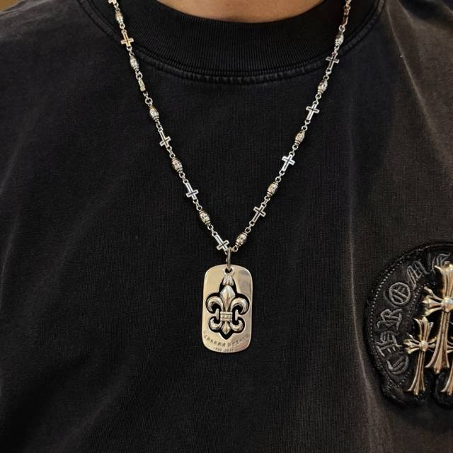 New Arrival, Counter Quality Chrome Hearts Classic Retro Cross Necklace With Boy