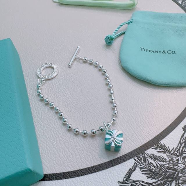 Tiffany Bracelet Tiffny&Co. Official Store Premium Silver Edition Celebrity Edit