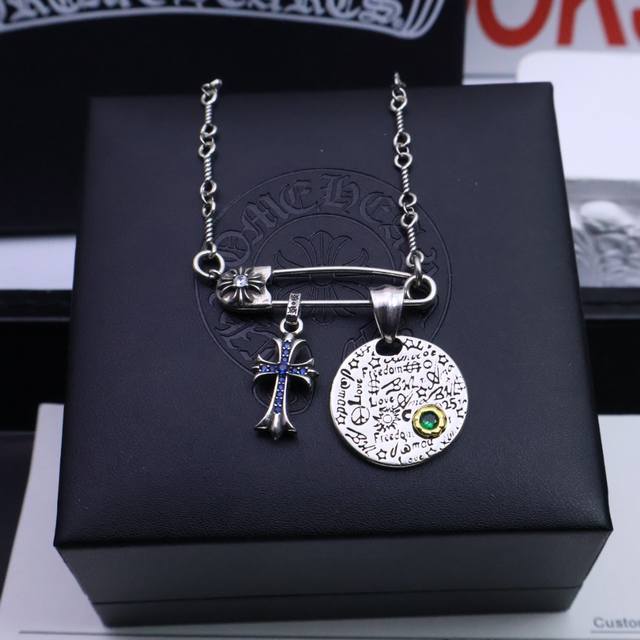 Trend Recommendation] Krosin Heart Brooch Necklace Whether For A Date, A Formal