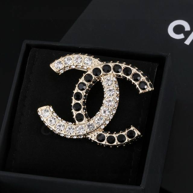 Chanel Hot-Selling Brooch - Highest Grade Authentication - Exquisitely Crafted F