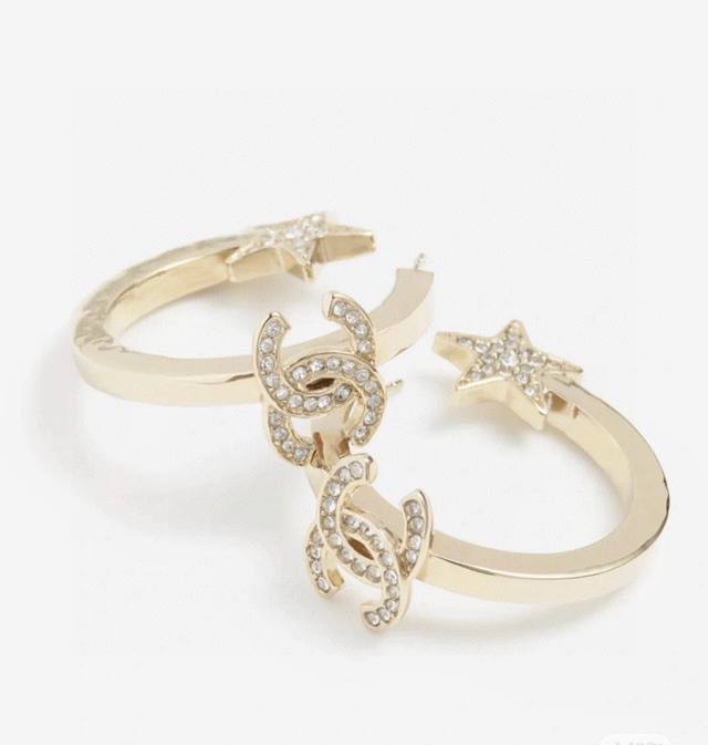 Chanel Light Gold Earrings: Stay On Trend With These Early Spring Earrings. Whet