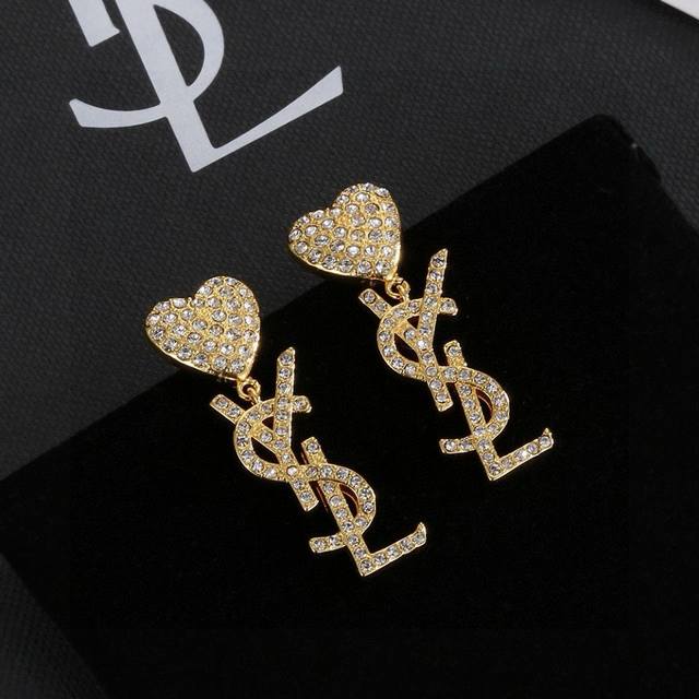 Saint Laurent Ysl Heart Peach Earring Classic Luxury, Fashionable And Versatile,