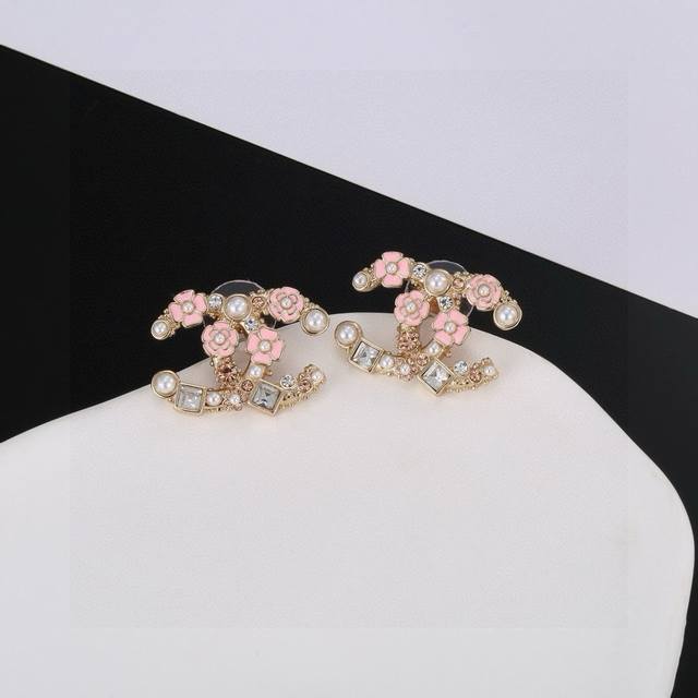 Ch Nel Chanel-Inspired Double C Logo, Romantic Floral Pink Design With Multiple