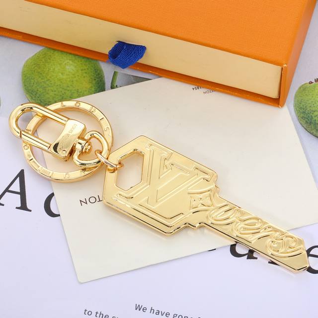 Donkey House New Arrival Key Print Pattern Pendant Lv Via Keyring This Keyring H