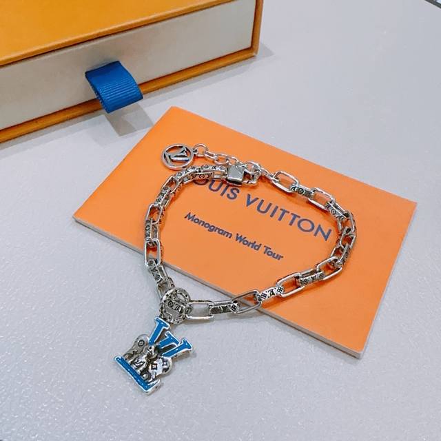 Authentic New Arrival High-Quality Lv Louis Vuitton Bracelet, Genuine Factory-Di