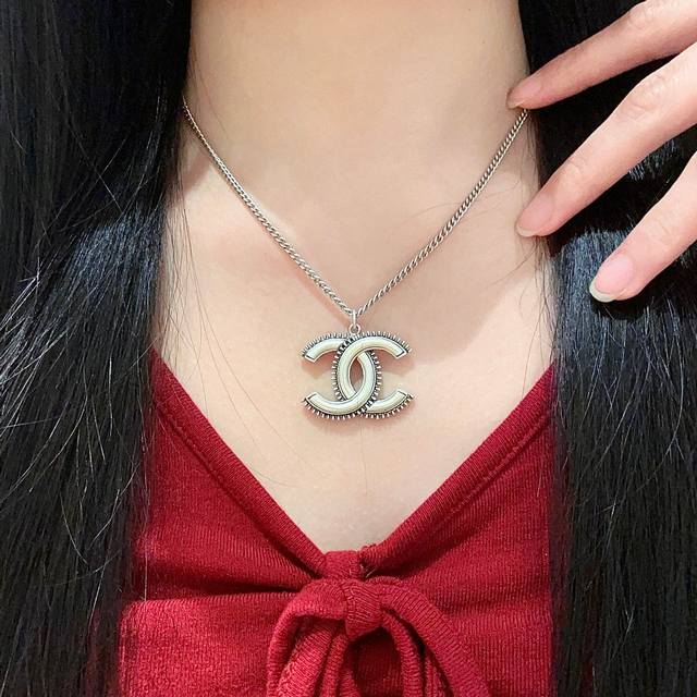 Chanel Vintage Necklace. The Designs From The Little Chanel Collection Truly Nee