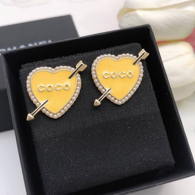 Id Xed0359 Ch Nel Coco Heart-Shaped Earrings Heart-To-Heart Earrings Stunning De