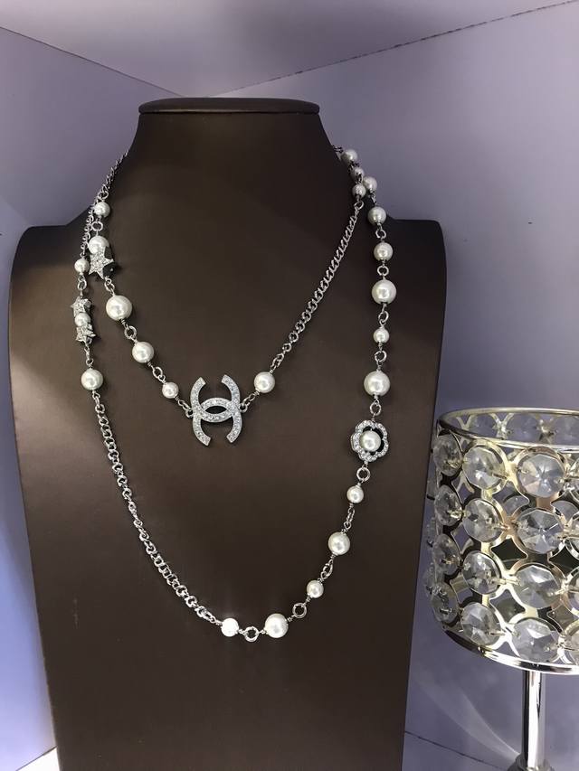 Fall/Winter Sweater Chain Chanel Sweater Chain Small Chanel-Style Pearl Chain Wi