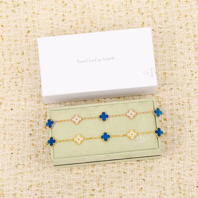 Our Products Include Five-Flower Diamond Bracelets, Customizable 18K Real Gold A