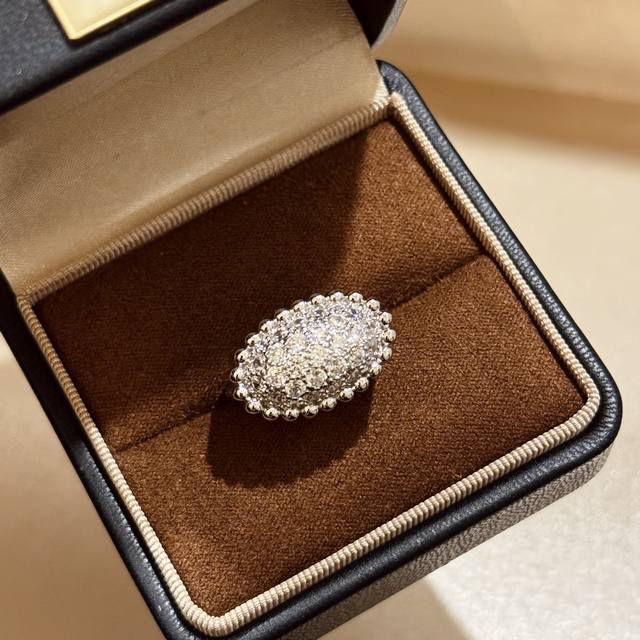 A0996 Fan Family New Perlee Series Prosperity Pearl Oval Diamond Ring A Brand-Ne