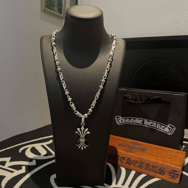 New Arrival, Counter Quality Chrome Hearts Cross Flower Ball Necklace With Phoen