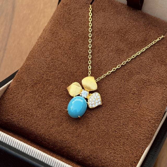 A5497 Independent Designer Edition This Summer's Hottest