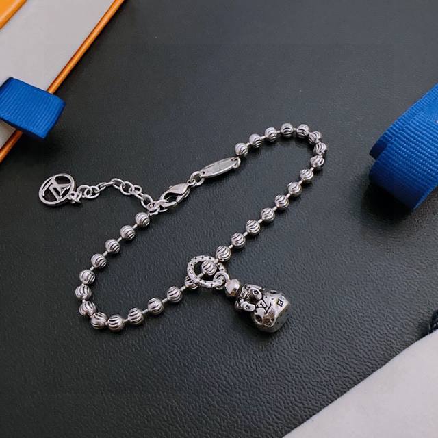 High-Quality Lv Louis Vuitton Astronaut Bracelet, Authentic Store-Quality New De