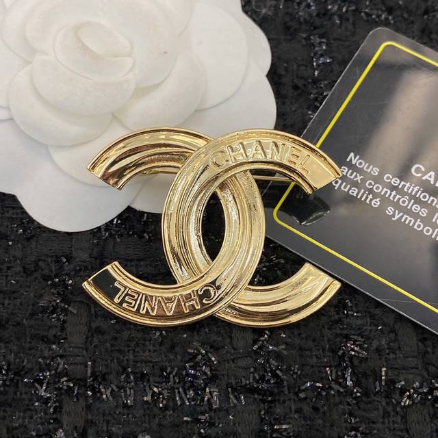 Code A420 Popular Brooch Design Now Available! Exclusive High-End Quality, Authe