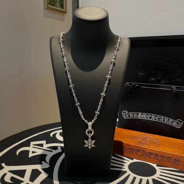 New Arrival, Boutique Quality Chrome Hearts Classic Retro Multi-Element Cross Fl
