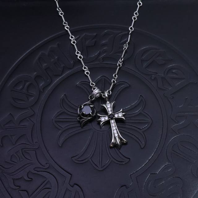 New Arrival] Chrome Hearts Necklace, Super Stylish Latest Design. Unique Floral