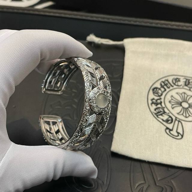 Batch New Arrival, Counter Quality Chrome Hearts Cross Heart Classic Wide Banana