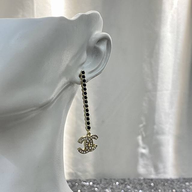 Chanel Ear Studs Are Hot Selling And Newly Released Chanel 22A Pendant Double C