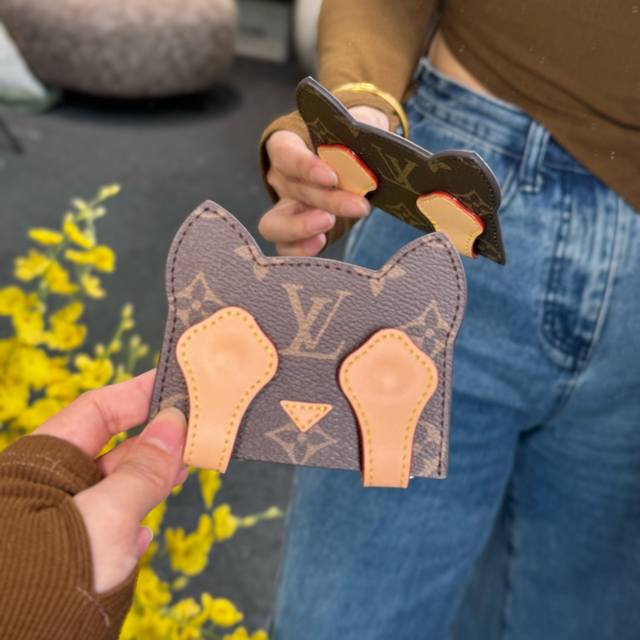Louis Vuitton Louis Vuitton Lv Cat Claw Card Holder