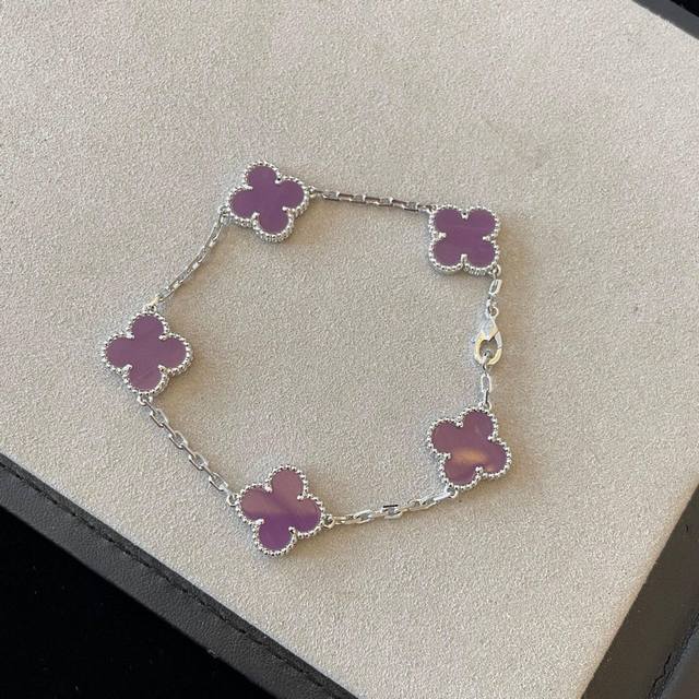 Van Cleef & Arpels V-Gold Material White Gold Violet Four-Leaf Clover Five-Flowe