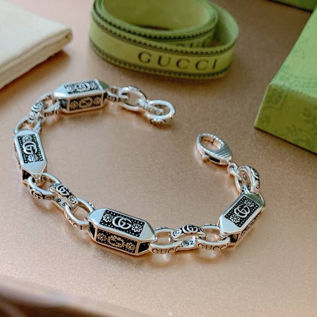 Not A Flop, Not A Hit 2630 Gucci Bracelet Latest Release Recommended Series Gucc