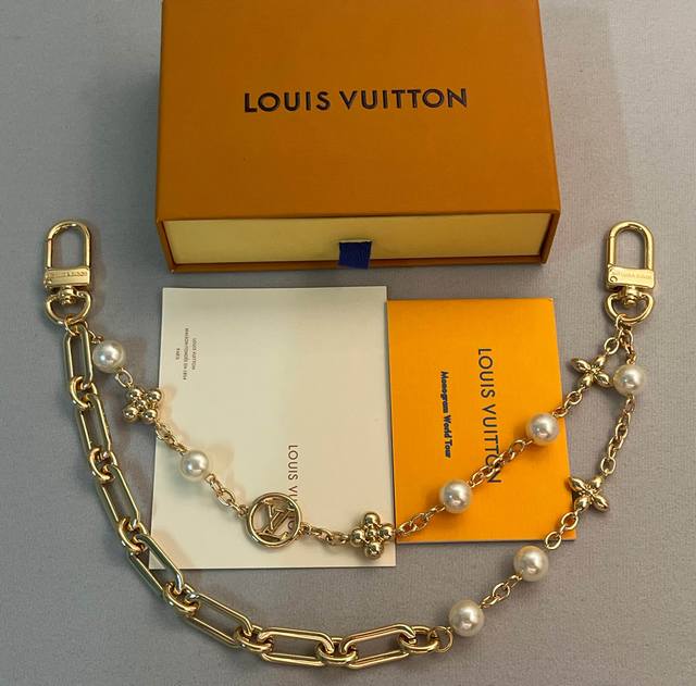 Lv Figaro Belt Chain Crafted From Lustrous Brass With A Double-Chain Design, Fea